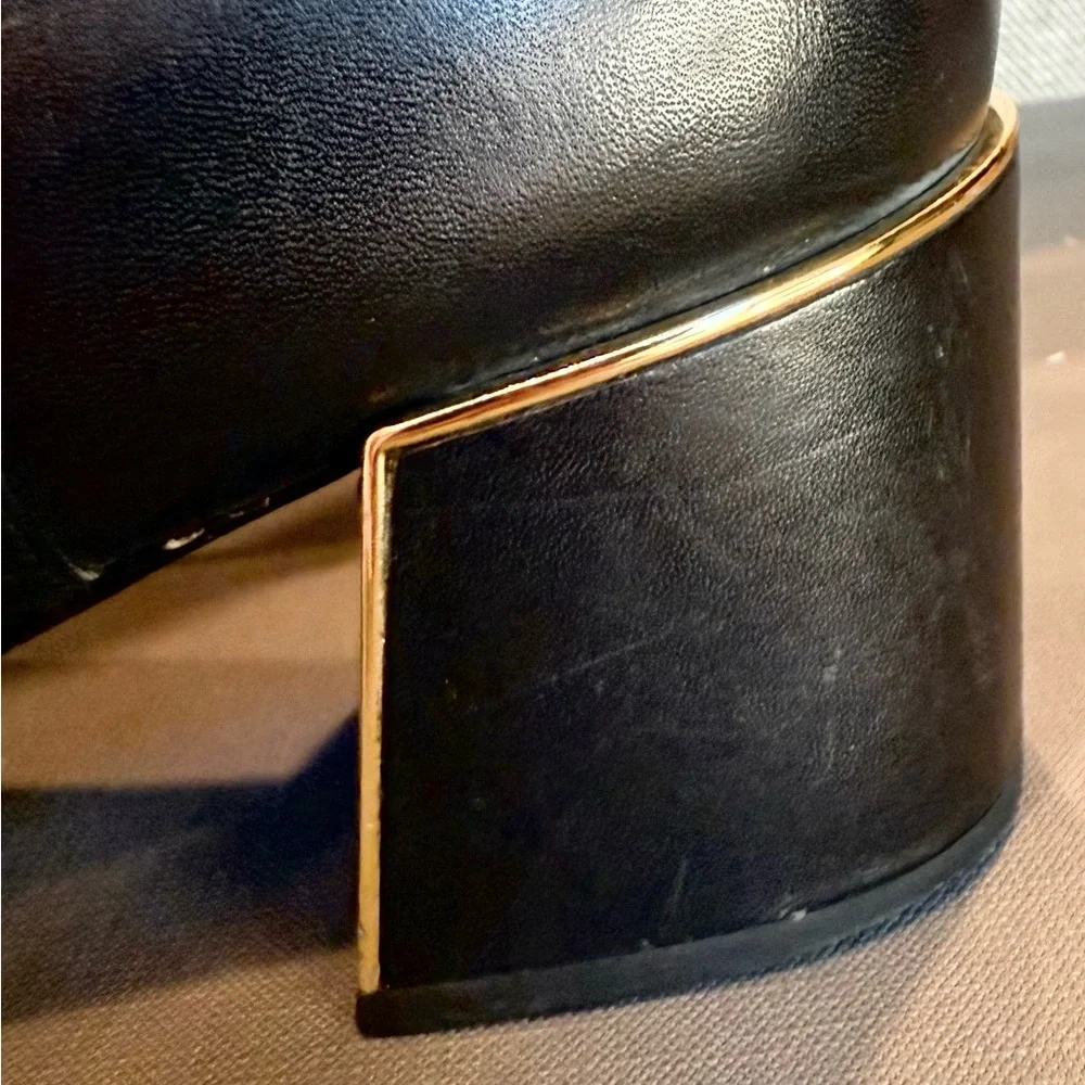 Tory Burch Sophia Bootie 9.5 Black Leather Gold Hardware Rare - Picture 6 of 11